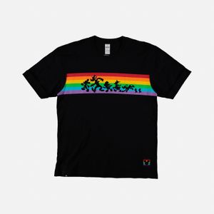 Camiseta gender neutral negra manga corta fit regular - Pride de Disney