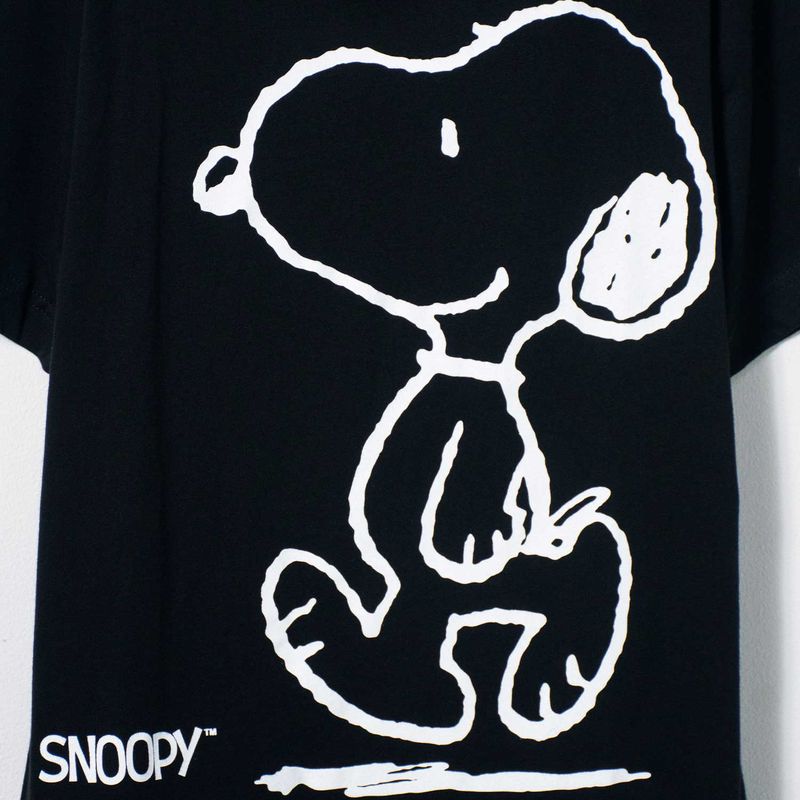 235266-camiseta-mujer-snoopy-manga-corta-3